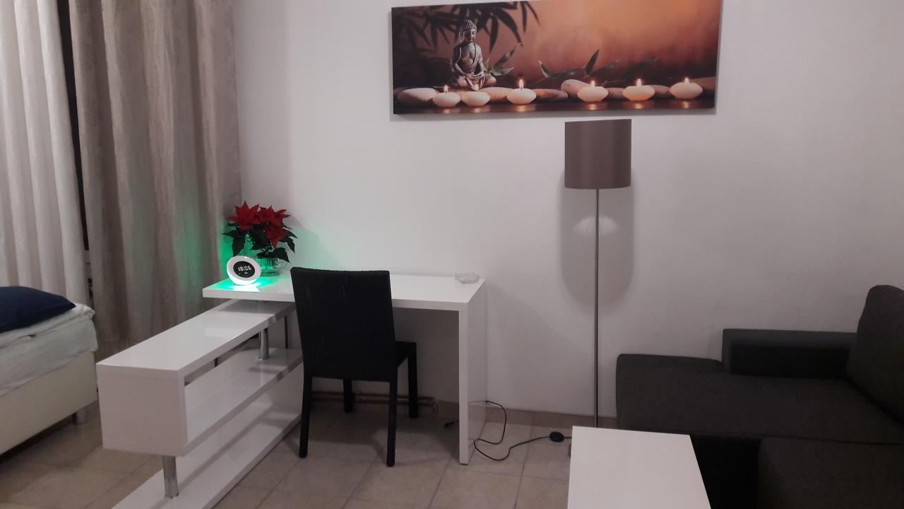 Ubytovani-Plzen-Can Hotel ภายนอก รูปภาพ